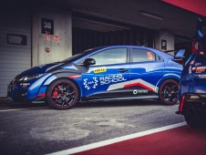 Conduzir um Honda Civic Type R 1 volta + 1 volta em co-piloto
